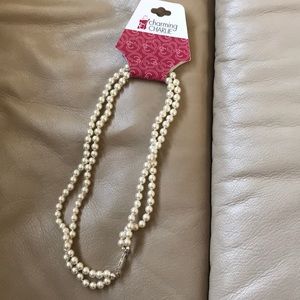 charming charlie ivory pearl necklace